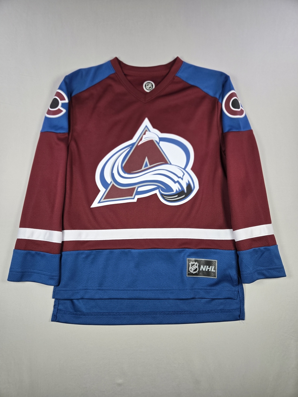 NHL Colorado Avalanche Nathan MacKinnon #29 Youth Jersey Size Large